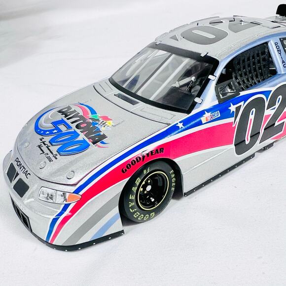 Team Caliber #2 Daytona 500 2002 Grand Prix Pontiac NASCAR Diecast 1:24 - Picture 8 of 16